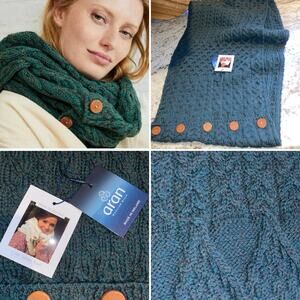 New Aran Woolen Mills $70 Hunter Green Wool Infinity Scarf NWT Ireland